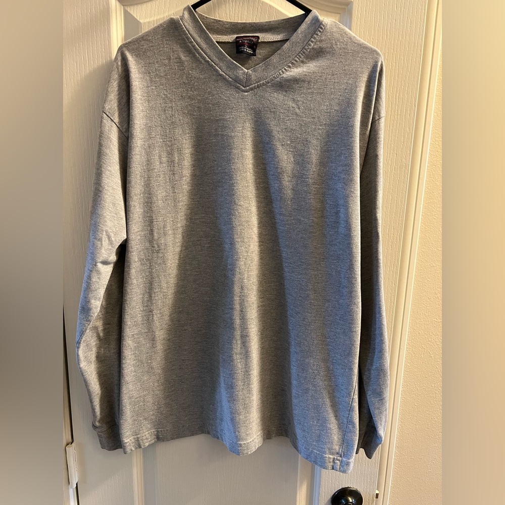 Long sleeve light weight v- neck
